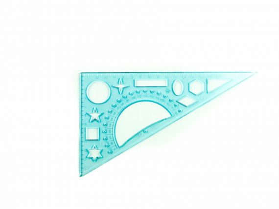 Треугольник пластиковый 60х30 20см тонированный с транспортиром + трафарет геометрических фигур Треугольник пластиковый 60х30 20см тонированный с транспортиром + трафарет геометрических фигур